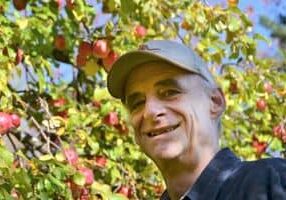 332: Cider Planet (2022) w/author Claude Jolicoeur